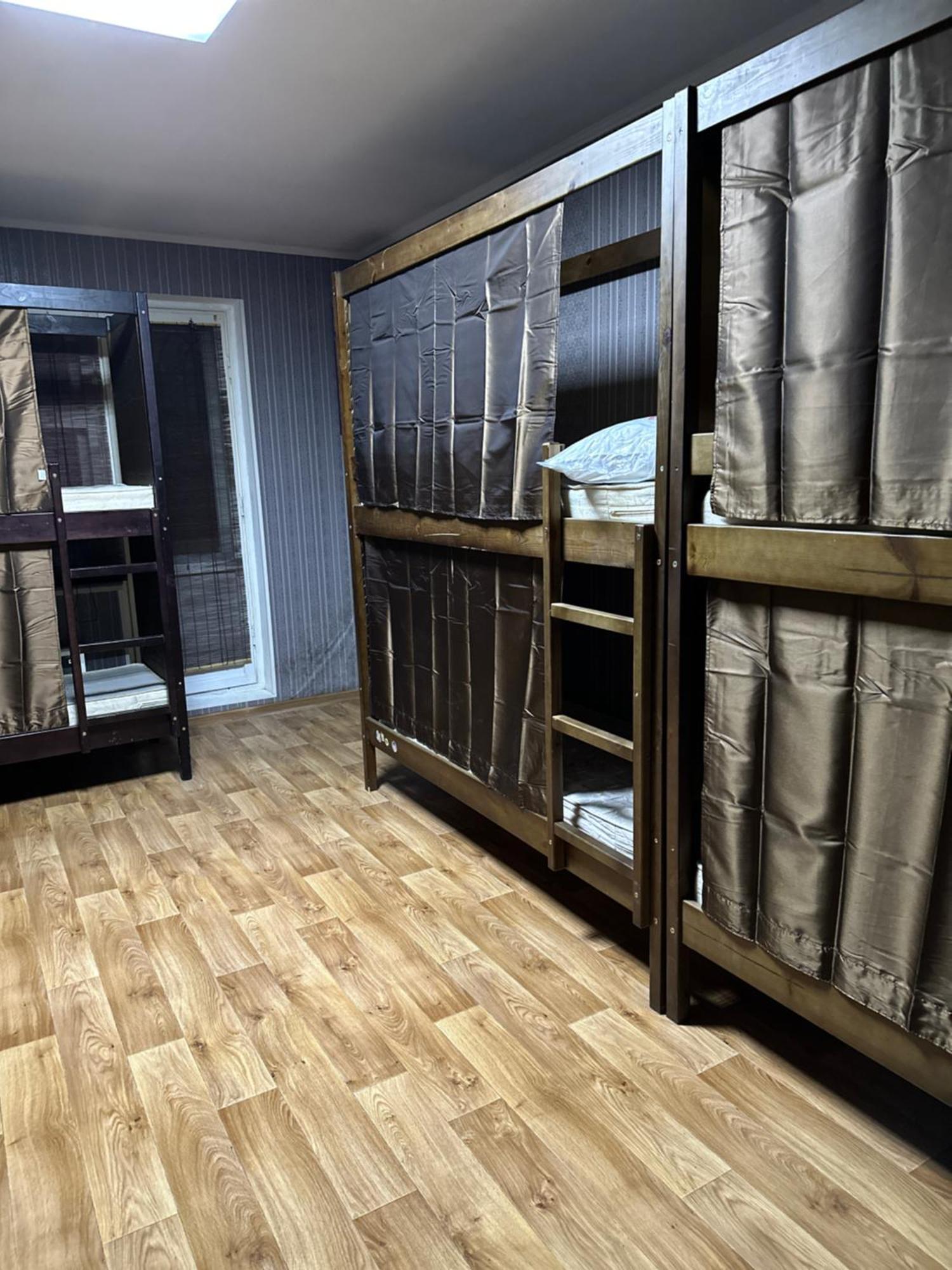 Ararat-Poznyaki Hostel Kiev Exteriör bild